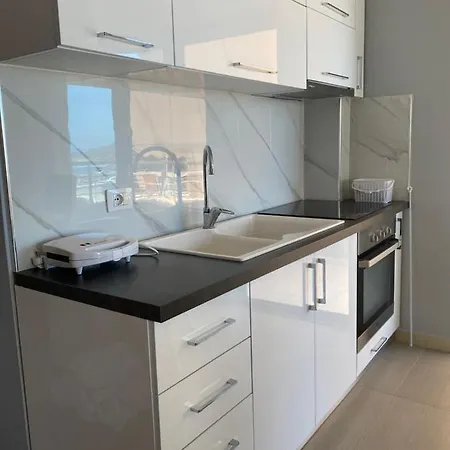 Jasmine Apartment
