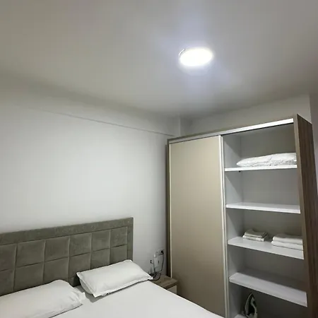 Jasmine Apartment *